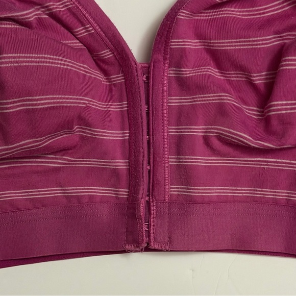 Cacique Lane Bryant Front-Close Wire-Free Bra 42DD Pink Stripe - Picture 2 of 5